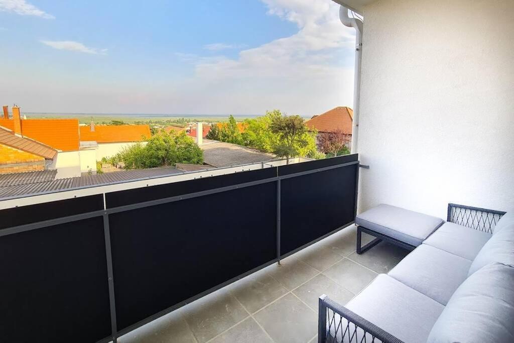 Lake View Suite Mörbisch am See Екстериор снимка